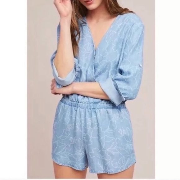 Anthropologie Cloth and Stone Chambray Romper Womens Size Medium Floral - Picture 1 of 10